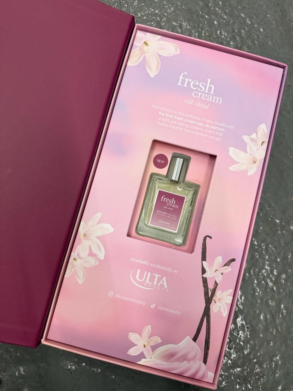 BRAND NEW NWT Philosophy fresh cream set - Picture 2 of 3
